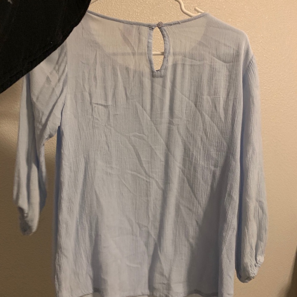 Top - Picture 2 of 2
